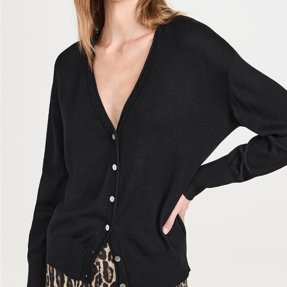 AYR Black V‑Neck Button Front Cardigan